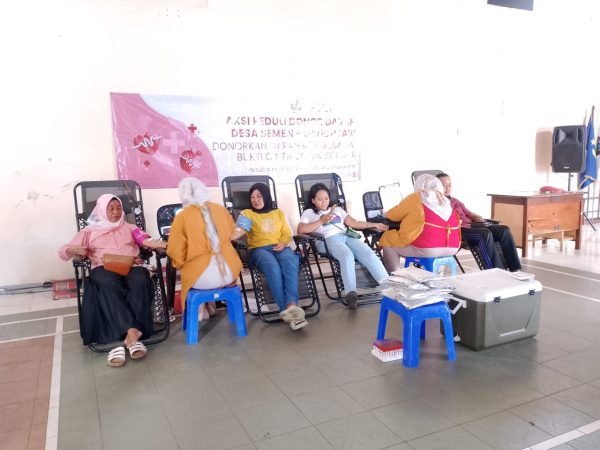 Kegiatan Desa Siaga Donor Darah di Desa Semen