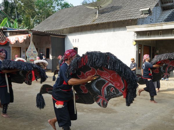 Pentas Seni Budaya Jaranan Dor di Desa Semen